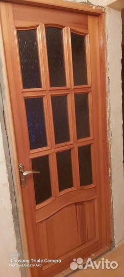 Дверь деревянная б/у