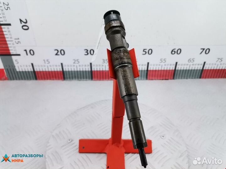 Форсунка BMW 3 E90/E91/E92/E93 2005 13537794435