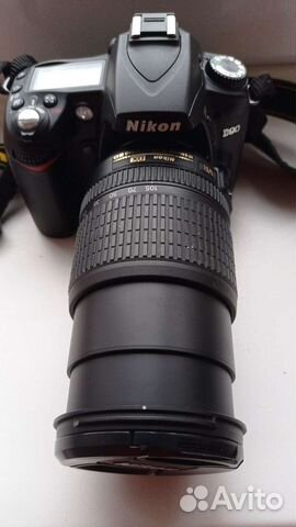 Зеркальный фотоаппарат Nikon D90