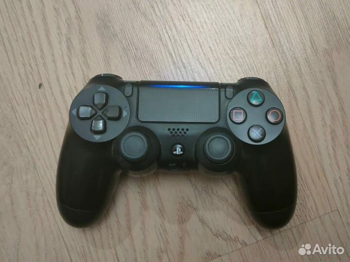 Playstation 4 pro 1tb