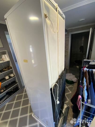 Холодильник бу indesit в рабочем состоянии