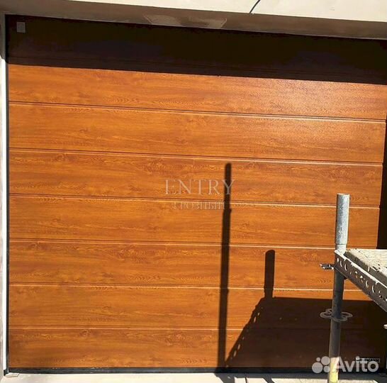 Ворота гаражные секционные