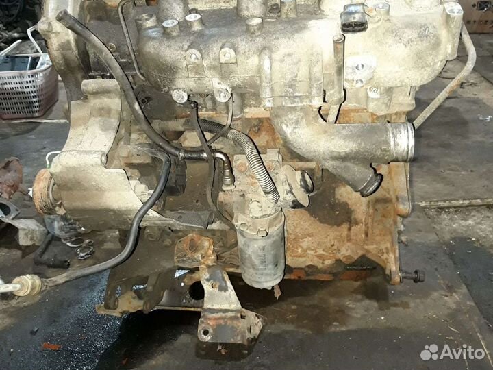 Двигатель Крайслер Гранд Вояджер 2.8