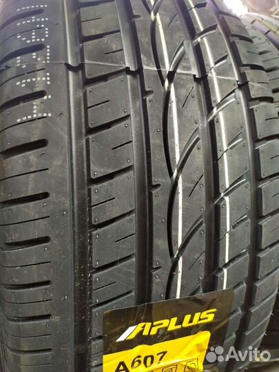 Aplus A607 245/40 R18