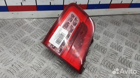 Фонарь правый крышки багажника citroen C5 2 (4SV03