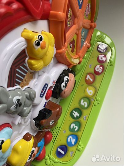 Музыкальная игрушка от Chicco