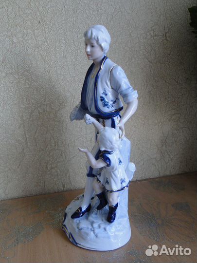 Статуэтки KPM 34см