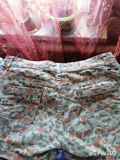 Джинсовые шорты