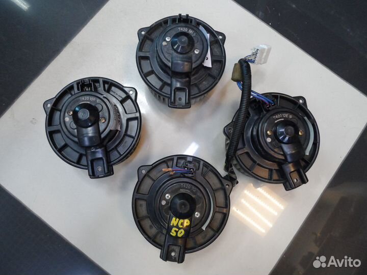 Мотор печки Toyota