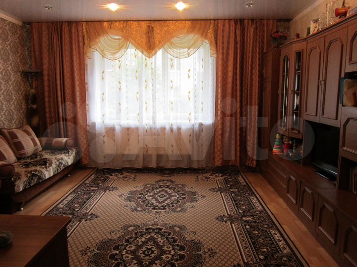 3-к. квартира, 102 м², 1/5 эт.