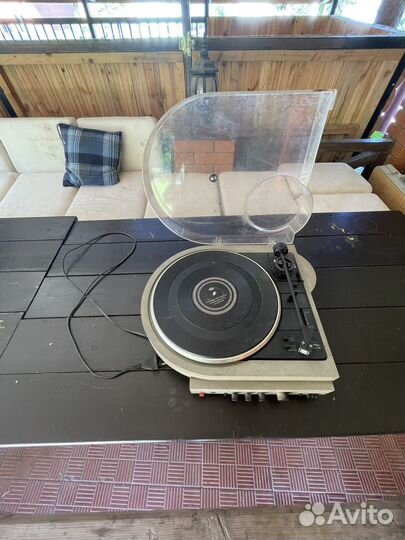 Проигрыватель винила