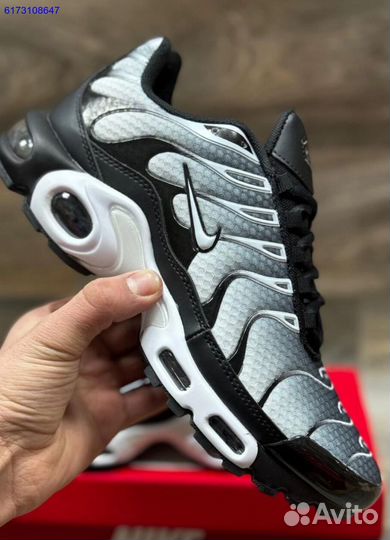 Кроссовки Nike Air Max Tn Plus