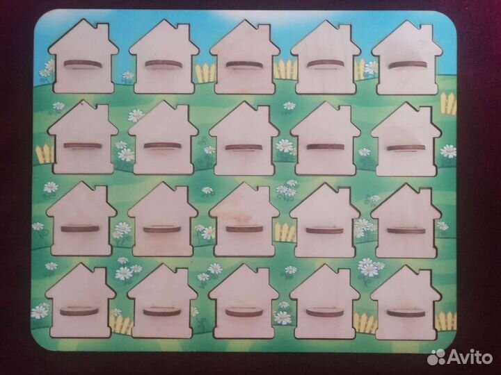 Игрушка мемо домики
