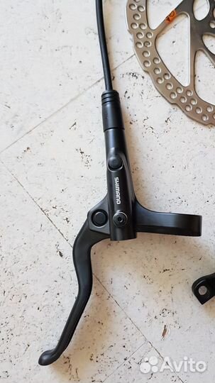 Тормоз Shimano MT 200 с диском