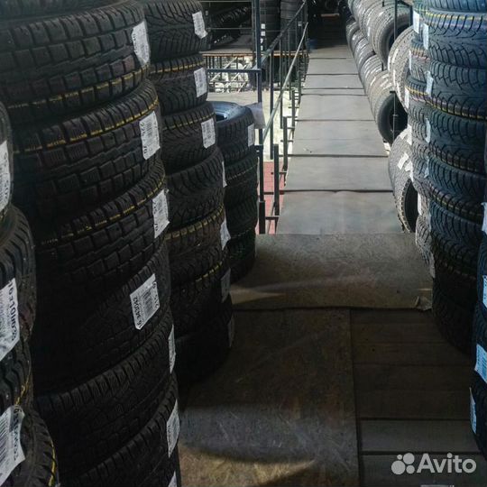 Nokian Tyres Hakkapeliitta R2 SUV 245/55 R19 107R