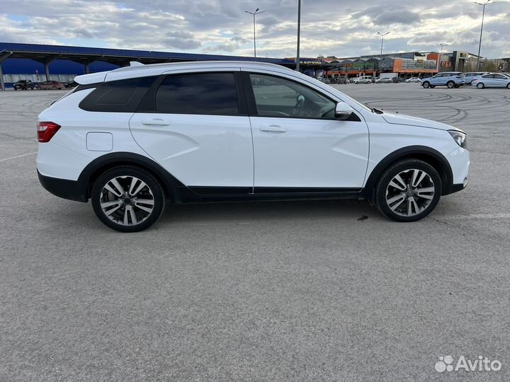 LADA Vesta Cross 1.6 CVT, 2020, 52 000 км