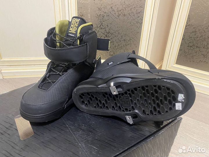 Крепления Liquid force 4D USA 11-12 EUR 45-46