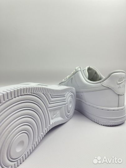 Кроссовки Nike Air Force 1 '07 Triple White