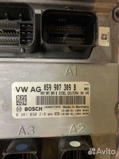 059907309B Блок управления двигателем Audi Q7 4M