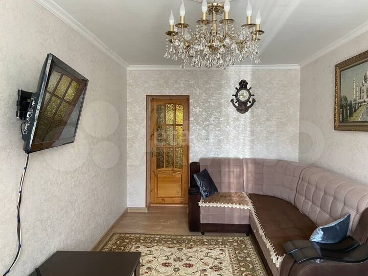 2-к. квартира, 50 м², 1/4 эт.