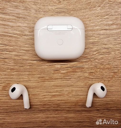 Apple AirPods 3 MagSafe Charging Case, оригинал