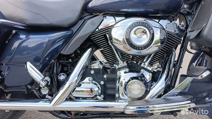 Продам Harley Davidson Street Glaid