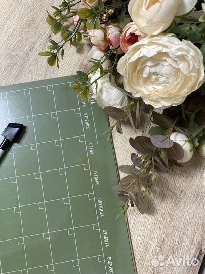 Магнитный планер на холодильник с маркером