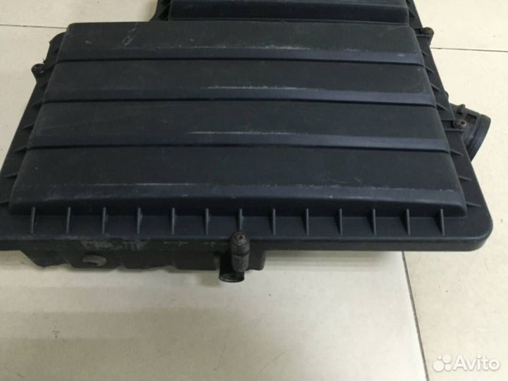 Корпус воздушного фильтра Volkswagen Polo Sed RUS 2011