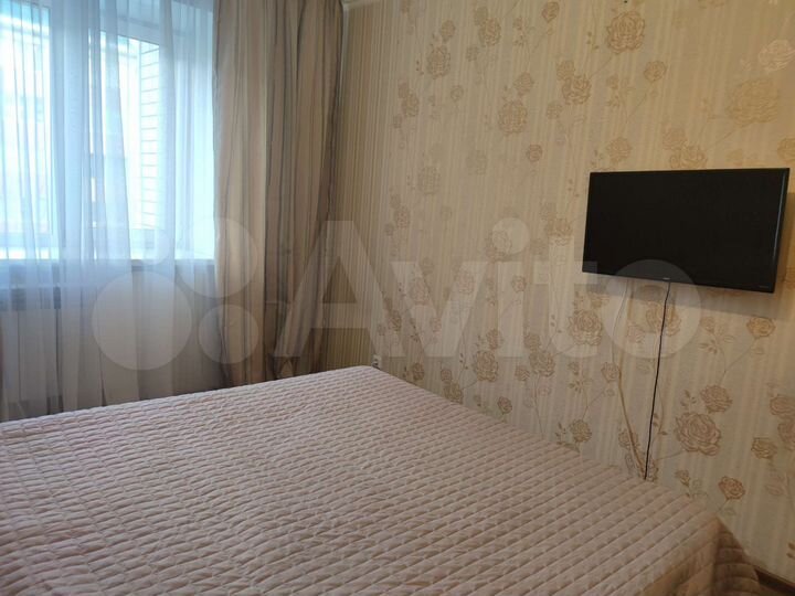 2-к. квартира, 60 м², 3/10 эт.