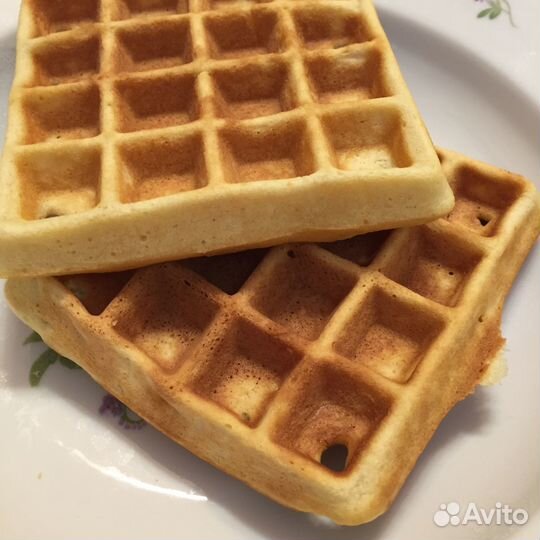 Электрическая вафельница бу