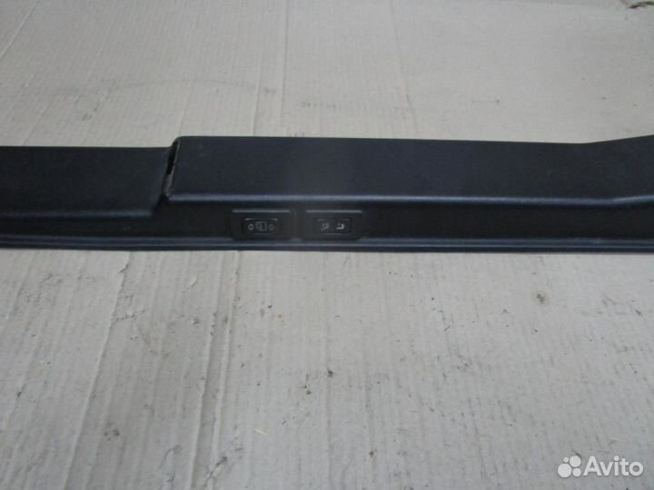 Накладки средних стоек w463 G-class 113