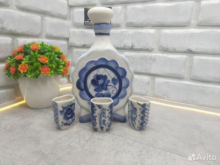 Графин Гжель + рюмки И.11605
