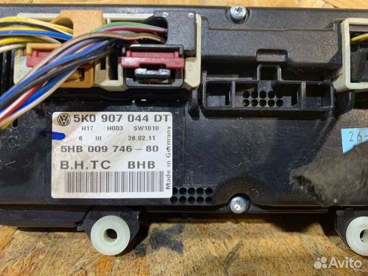 Блок управления климат-контролем Volkswagen Touran