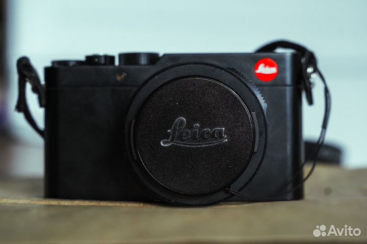 Leica D-Lux 7 black