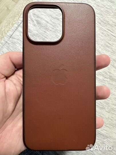 Оригинальный кожаный чехол на iPhone 14 pro Max