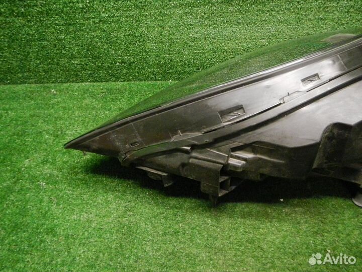 Фара правая Porsche Cayenne