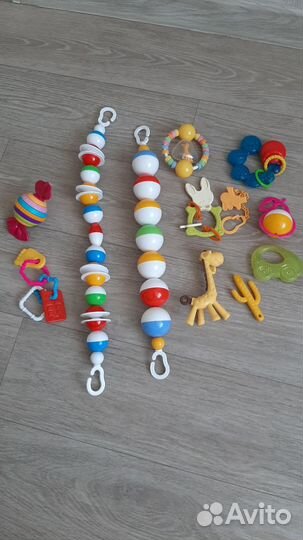 Детские игрушки для новорожденных пакетом
