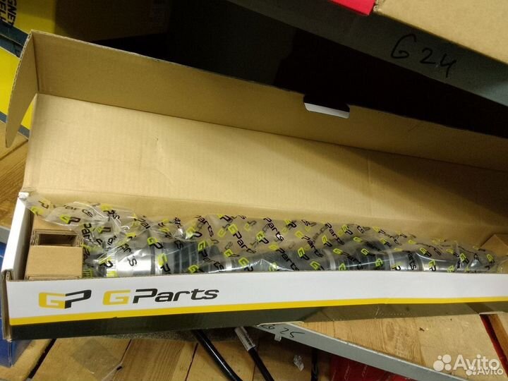 VO36001218 Привод правый XC90,D5244T,B8444 aut.2008