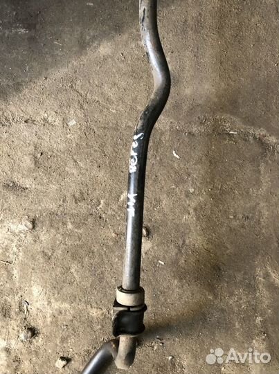 Стабилизатор передний Сузуки Гранд Витара 3