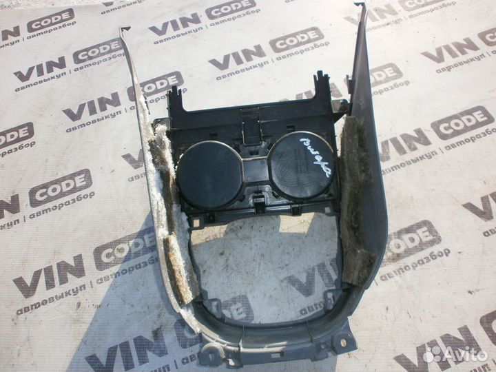 Консоль напольная Suzuki Grand Vitara XL-7