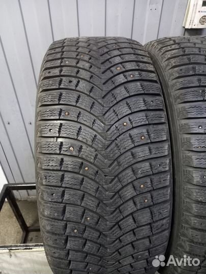 Michelin X-Ice North 2 285/60 R18