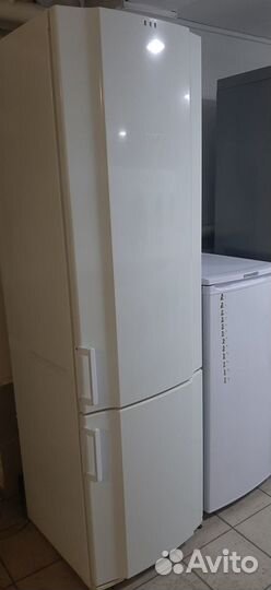 Холодильник Гарения 200см