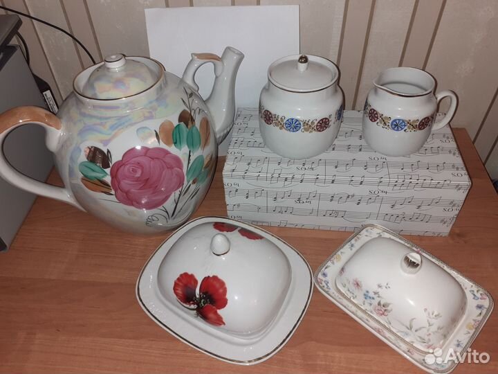 Чайник 4.5л, масленки,сахарница,молочник