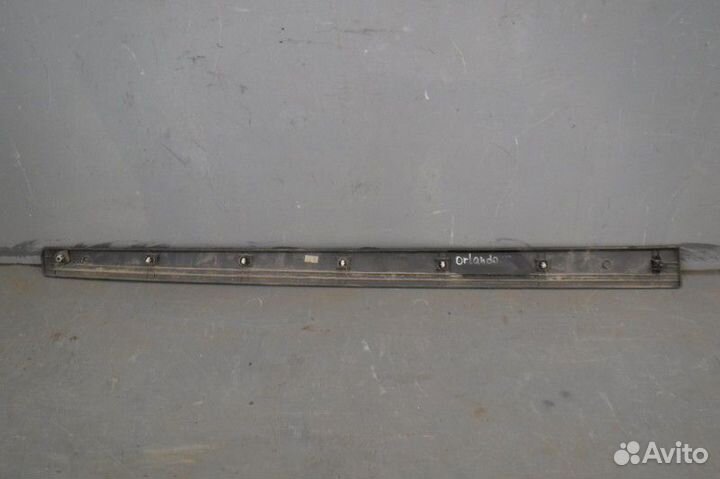 Накладка двери передней правой Chevrolet Orlando