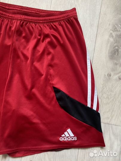 Шорты adidas
