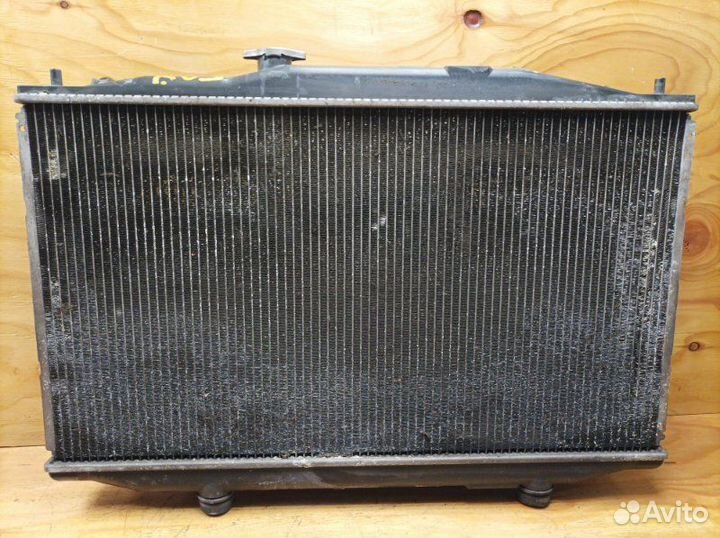 Радиатор двигателя Honda Inspire UC1 K24A 2003