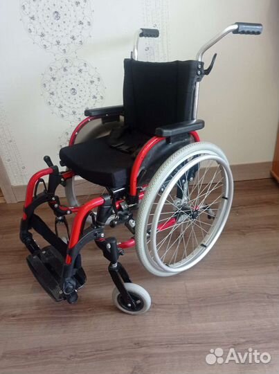 Инвалидная коляска складная бу