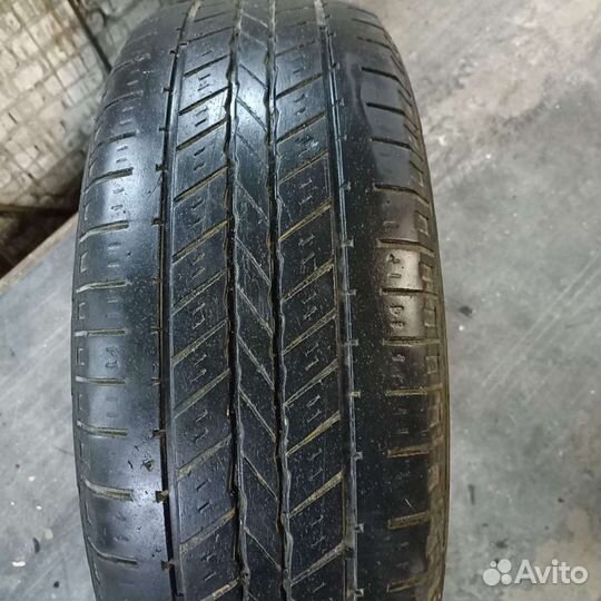 Hankook Dynapro HP2 RA33 255/65 R17