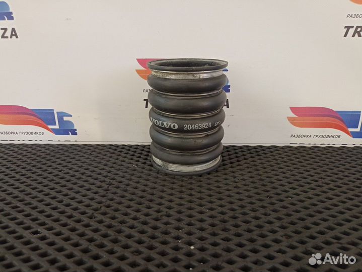 Патрубок интеркулера Volvo FH