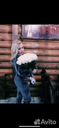 Велюровый комбинезон